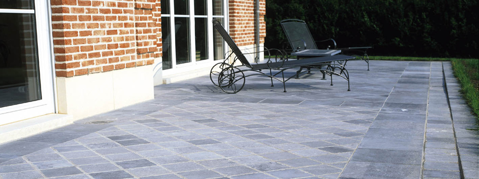 Mountain Bluestone getrommeld