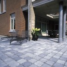 MOUNTAIN BLUESTONE  - getrommeld