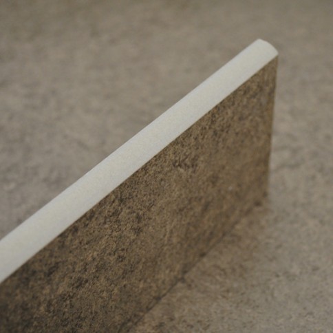 cera-louvre-plint3