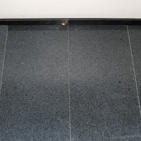 grey-granite-poli3