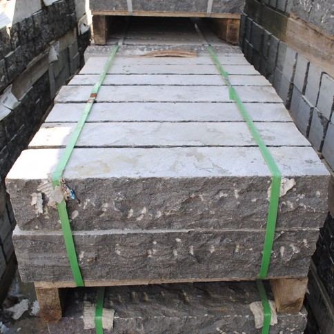 ocean-bluestone-palisade